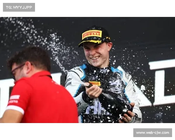 皮亚斯特里巴西站事故遭罚时，车手冠军争夺格局生变